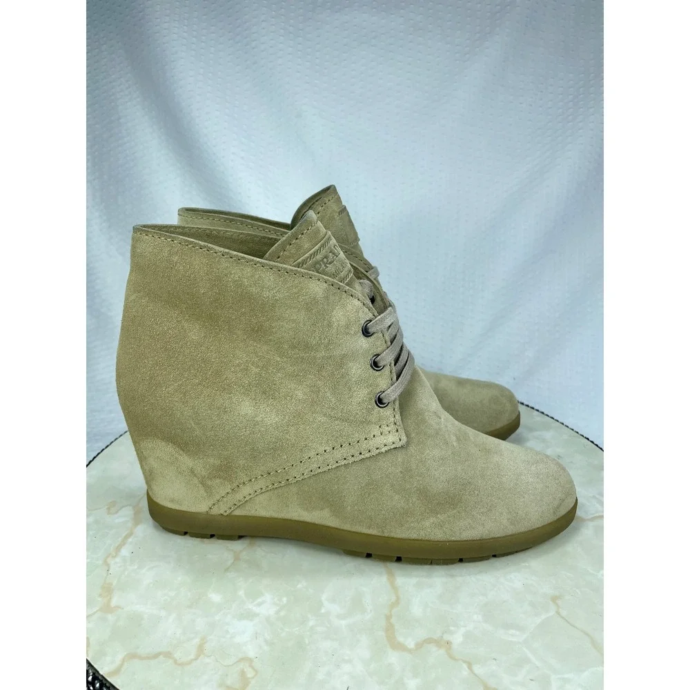 Prada Linea Rossa Suede Lace Up Wedge Booties Womens 9.5 Tan Luxury Chukka Boots